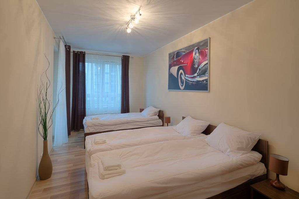 City Aparthotel Ochota Βαρσοβία Εξωτερικό φωτογραφία