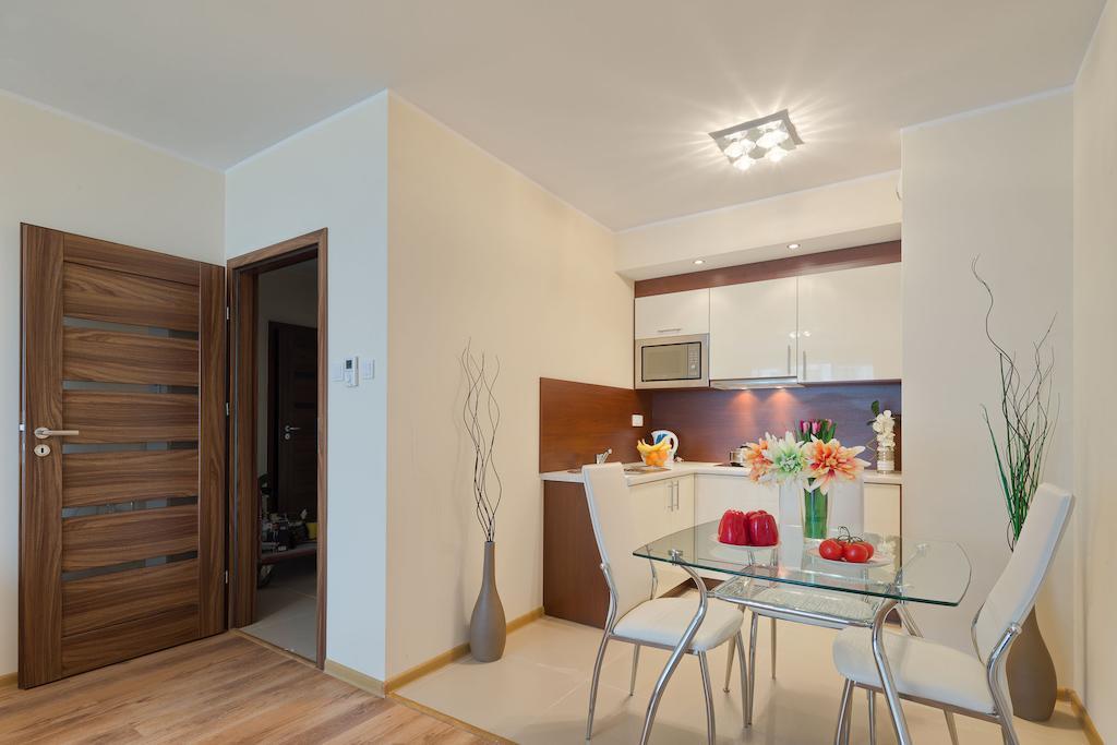 City Aparthotel Ochota Βαρσοβία Εξωτερικό φωτογραφία