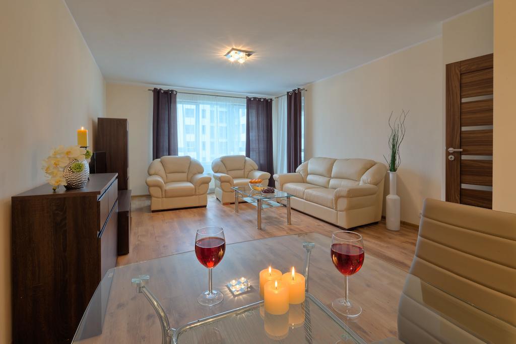 City Aparthotel Ochota Βαρσοβία Εξωτερικό φωτογραφία